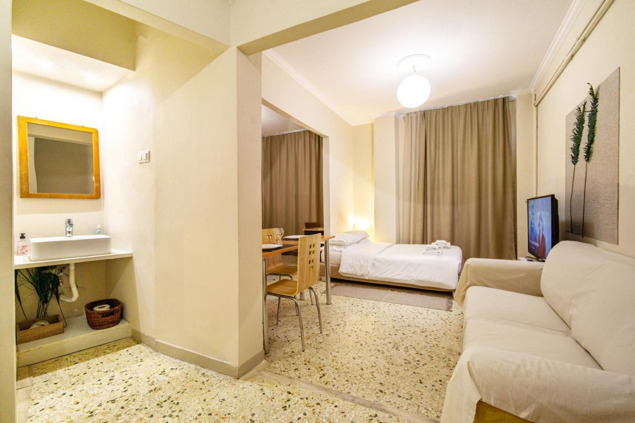Filopappou Decent Apartment Atena Exterior foto