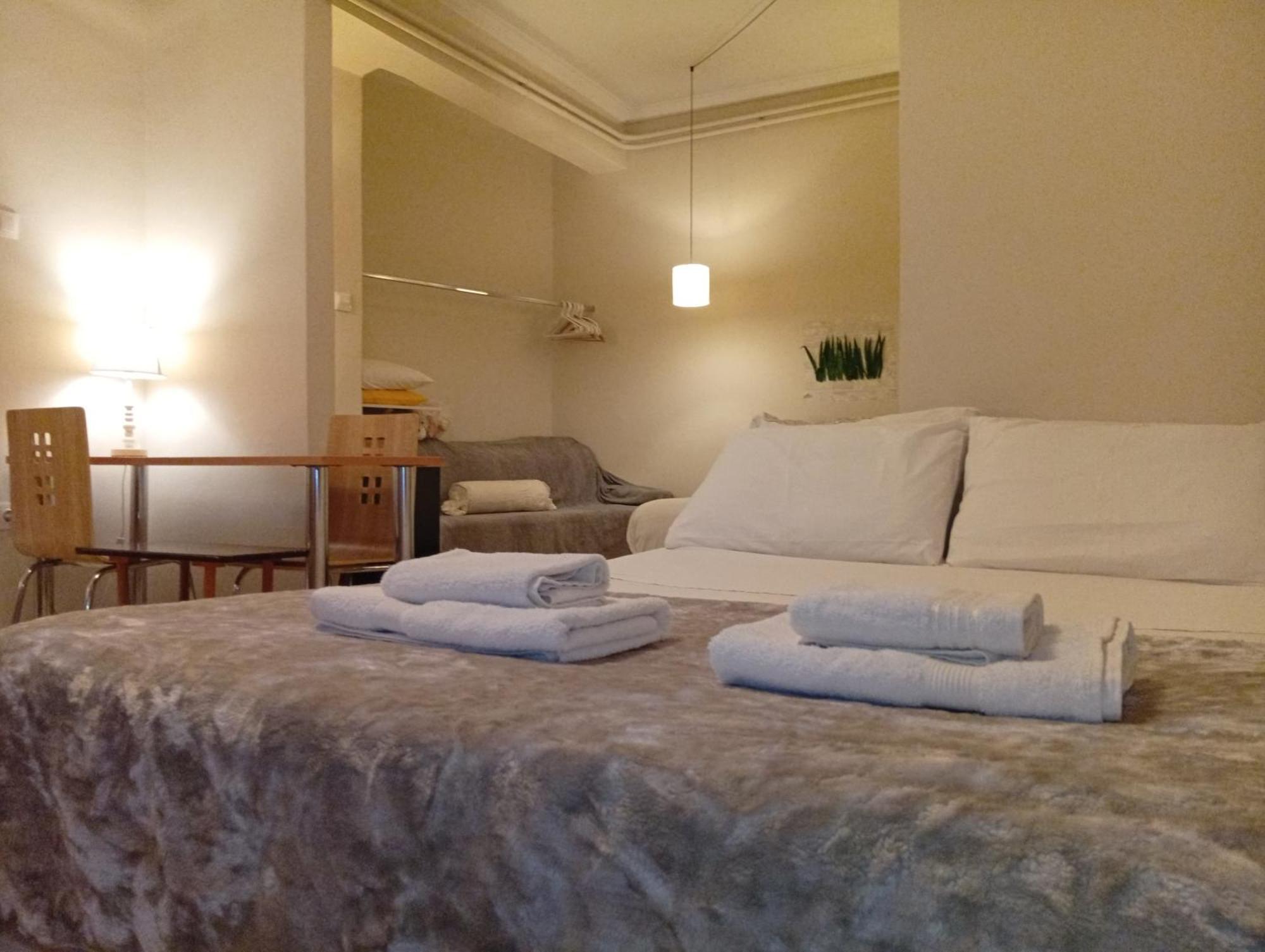 Filopappou Decent Apartment Atena Exterior foto